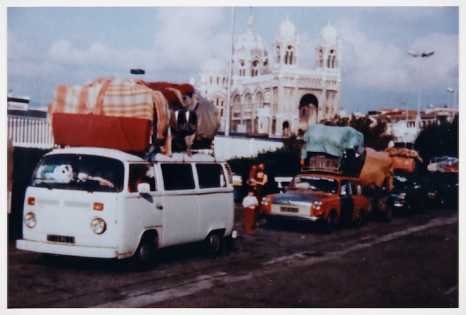 Famille en route vers la Tunisie, 1970 @ Coll. Musée histoire immigration Famille en route vers la Tunisie, 1970 @ Coll. Musée histoire immigration