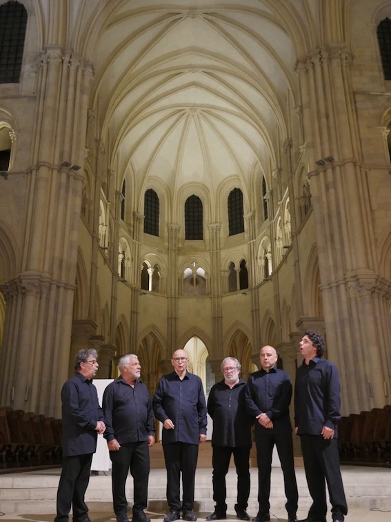Tournon Ardèche, Collégiale : Chœur d’hommes de Sartène / Jean-Paul Poletti & l’Atelier Chœur. Samedi 8 février, 20 h Tournon Ardèche, Collégiale : Chœur d’hommes de Sartène / Jean-Paul Poletti & l’Atelier Chœur. Samedi 8 février, 20 h