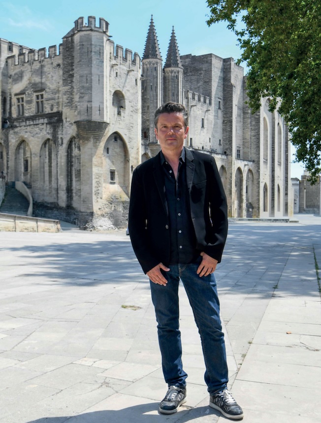 Portrait Jean-Michel Othoniel, Le Palais des Papes © Christophe Aubry, Ville d'Avignon Portrait Jean-Michel Othoniel, Le Palais des Papes © Christophe Aubry, Ville d'Avignon