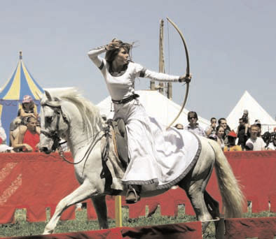 Les Rives du Temps, spectacle nocturne historique à Trévoux, Ain, 25 juin au 10 juillet 2016 Les Rives du Temps, spectacle nocturne historique à Trévoux, Ain, 25 juin au 10 juillet 2016