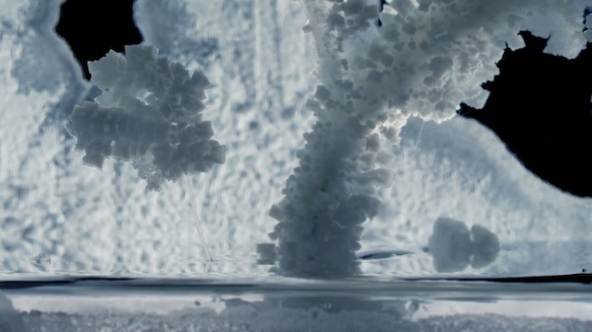 Momoko Seto, Planet A, film, 8 min, 2008, Production Le Fresnoy – Studio national