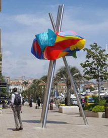 « La Ville de Cannes aux couleurs de l’Espagne » : Une sculpture en hommage au cinéma et à Camilo José Cela, été 2016 Quai Saint-Pierre, Cannes « La Ville de Cannes aux couleurs de l’Espagne » : Une sculpture en hommage au cinéma et à Camilo José Cela, été 2016 Quai Saint-Pierre, Cannes