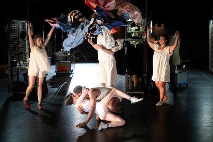 L'AVARE © fanchon-bilbille L'AVARE © fanchon-bilbille