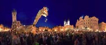 Bar-le-Duc (Meuse), 'Une mante religieuse géante dans les rues de Bar-le-Duc !' pour le festival RenaissanceS, 11 e édition. Du 3 au 6 juillet