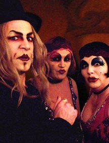 Avignon Off, collège de la Salle : Cabaret pas si cinglé par Sam Harkand and cie (13) Avignon Off, collège de la Salle : Cabaret pas si cinglé par Sam Harkand and cie (13)