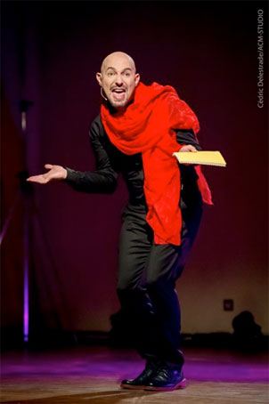 Au Théâtre de la Cité à Nice, Pascal Terrien démonte l'Opéra depuis ses Coulisses. Par Christian Colombeau