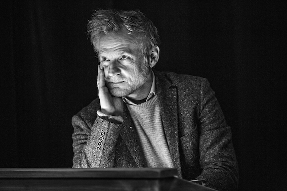 L Ecole Des Femmes Moliere M E S Stephane Braunschweig Theatre Du Gymnase Marseille Du Au 22 Mars 19 L Ecole Des Femmes Moliere M E S Stephane Braunschweig Theatre Du Gymnase Marseille Du Au 22 Mars 19