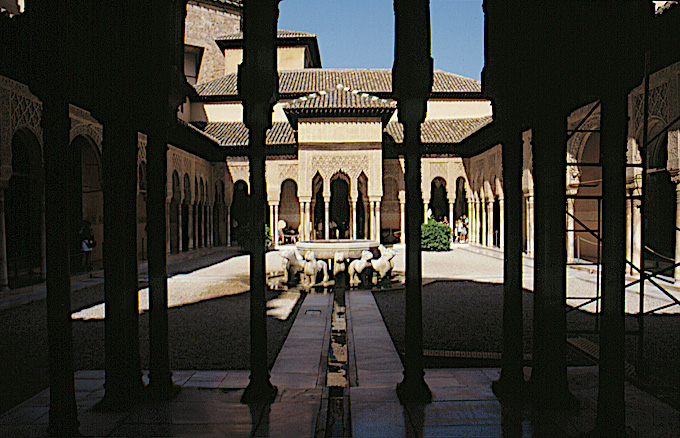 Alhambra, cour des Lions © Pierre Aimar