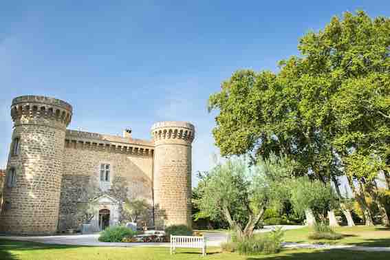 Entrée du Château de Massillian © DR