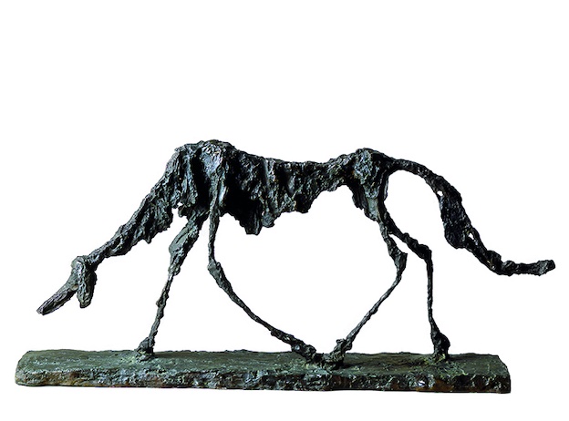 Alberto Giacometti, Le Chien, 1951. Bronze, 47 x 100 x 15 cm. Collection Fondation Maeght, St-Paul-de-Vence © Succession Giacometti (Fondation Giacometti, Paris et ADAGP, Paris) 2021