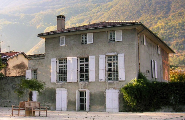 La maison de maître, 2004. © Département de l’Isère / Musée Champollion