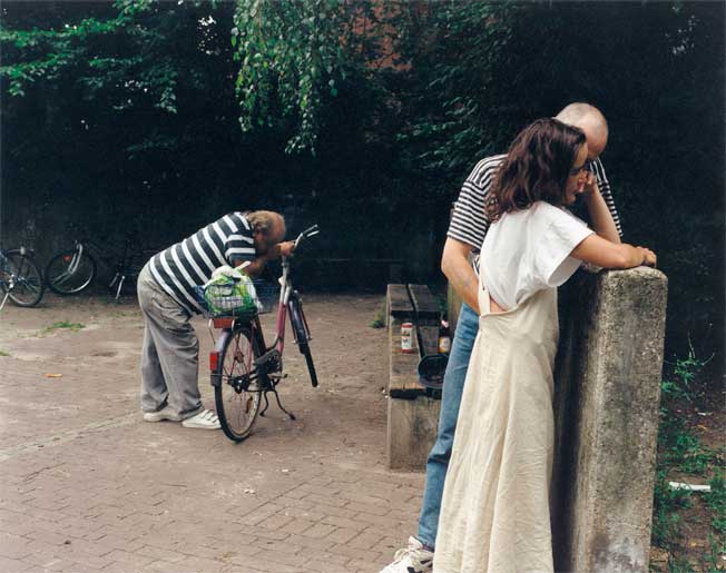 Im Park Oslebshausen, Brême, 1997  Tirage à développement chromogème  84 x 107 cm avec cadre © Patrick Faigenbaum