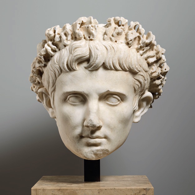 Portrait d’Auguste avec couronne en feuilles de chêne