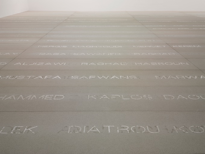 Doris Salcedo, Palimpsest, 2013–2017. Equipement hydraulique, marbre moulu, résine, corindon, sable et eau ; Dimensions variables © the artist. Photo: © P. Tocci Doris Salcedo, Palimpsest, 2013–2017. Equipement hydraulique, marbre moulu, résine, corindon, sable et eau ; Dimensions variables © the artist. Photo: © P. Tocci