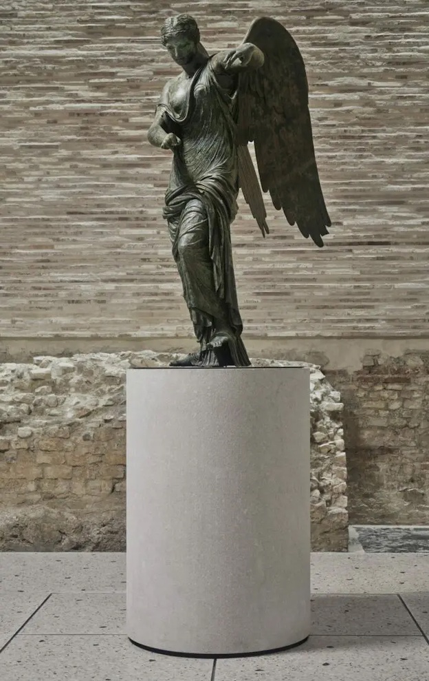 Vittoria Alata nel Capitoiulm © Archivio Fotografico Civici Musei di Brescia – Foto Alessandra Chemollo