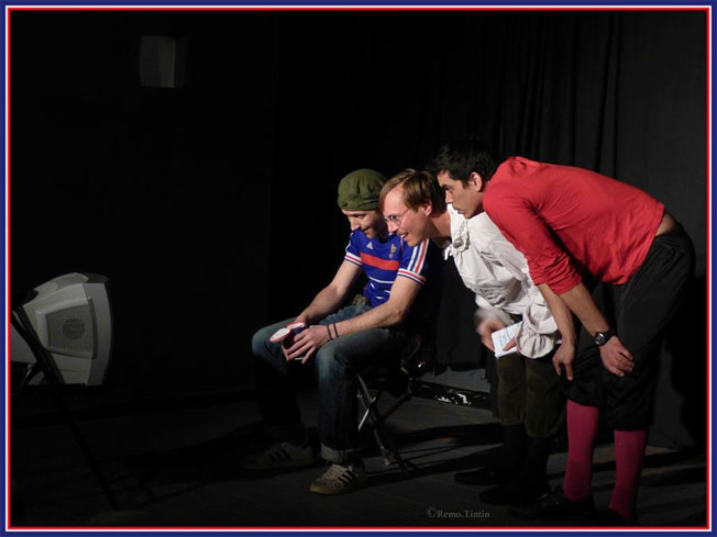 Festival d'Avignon Off 2015 : Zidane vs Molière à L'Arte bar Théâtre à 16h Festival d'Avignon Off 2015 : Zidane vs Molière à L'Arte bar Théâtre à 16h