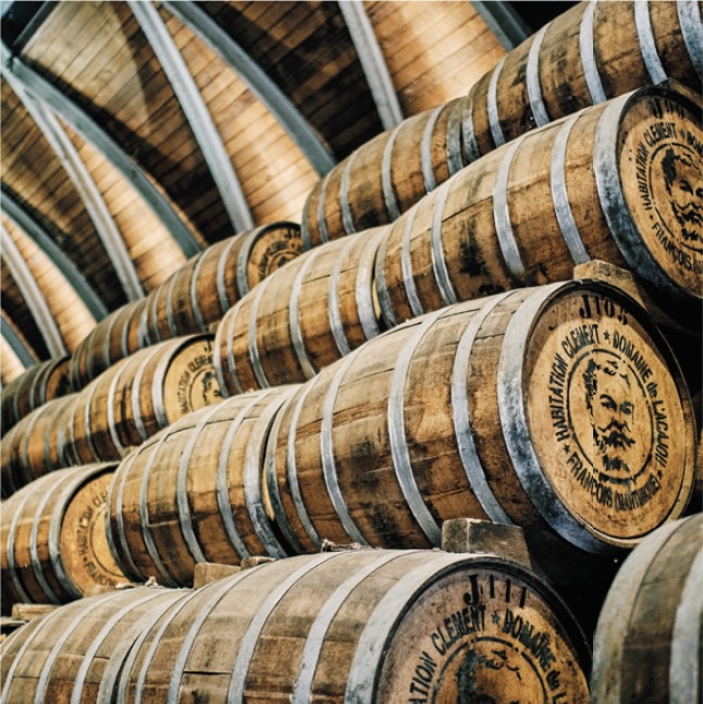 « Rhum Clément : Une histoire de familles » - Éditions Hervé Chopin. Parution le 11 décembre 2025