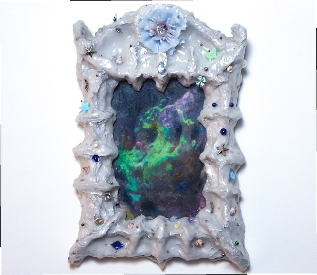 Michel Jocaille, Open your heart to me, Baby, 2022. Grille de vantail © Michel Jocaille