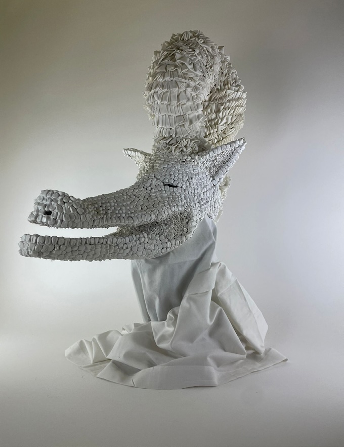 Masque de renard Haxeria, Owantshoozi, 2026 © Owantshoozi