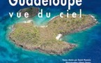 La Guadeloupe vue du ciel par Daniel Maximin et Anne Chopin, éditions HC