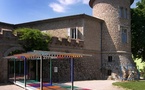 Jusqu'au 14 décembre 2010, Daniel Buren, "Pergola" , Travail situé, 2006-2010, à l’Espace de l’Art Concret, château de Mouans-Sartoux