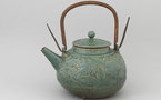« Le Thé à l’époque d’ Edo, céramiques japonaises et coréennes du Musée Cernuschi ». Musée des Arts Asiatiques de Toulon. Du 14 avril au 14 octobre 2012