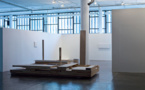 Fernanda Gomes, exposition personnelle, Centre d'art de lÎle de Vassivière, du 20 octobre 2013 au 5 janvier 2014