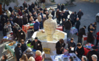 Ouverture du Marché aux truffes du 13 décembre 2015 à la mi-mars 2016 à Saint-Paul-Trois-Châteaux, Drôme