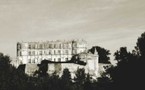 Grignan, Drôme, Fêtes Nocturnes du château de Grignan : Allons au théâtre avec Labiche, dans le château de la Marquise de Sévigné. Du 8 juillet au 23 août