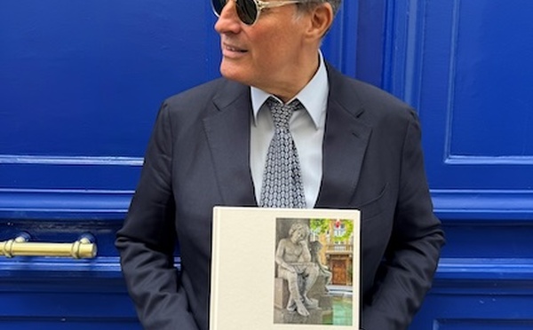 « Salon-de-Provence, Mémoires d’une ville » de  Jean-Pascal Hesse. Ed. Odyssée