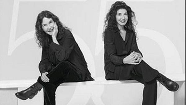 Katia &amp; Marielle Labèque célèbrent 55 ans d'enregistrements. 55 | coffret 3 CD a paraître le 12 juin 2026 