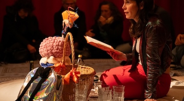 Festival Off Avignon, Théâtre du Train Bleu : « La tête loin des épaules », de et avec Kristina Chaumont. Du 4 au 23 juillet | relâche vendredi | durée 1h35