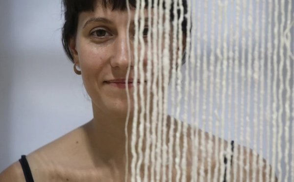Varennes-sous-Dun (71), La Filature : Résidence Leïla Bouyssou - « Répertoire d'objets en laine ». Restitution de résidence les 18-19-20 septembre 26