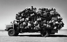 En route vers Sebha, Libye, 1978 © Raymond Depardon-Magnum Photos