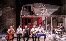 Villeurbanne, Théâtre National Populaire : « Sans tambour », Samuel Achache - Florent Hubert - Antonin-Tri Hoang - Ève Risser. Du 16 au 20/12/2025