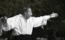 Portrait de Cyril Diederich dans le cadre des concerts au coucher du soleil. 10e édition à Oppède du 14 au 18 août 2026